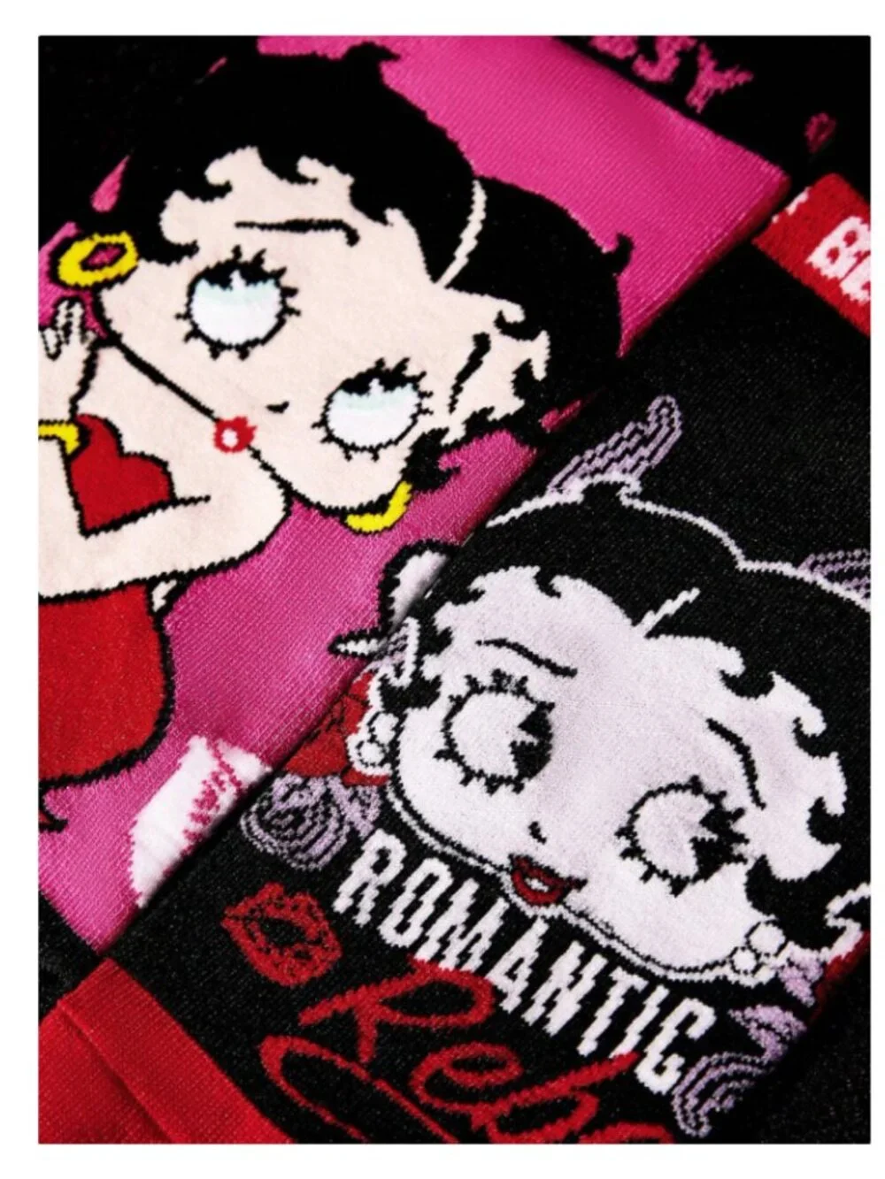 Betty Boop Women’s Ankle Socks 2-Pack – Cartoon Character, Hearts & Kiss Print
